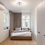 Romari дорошенка 13 * Lviv