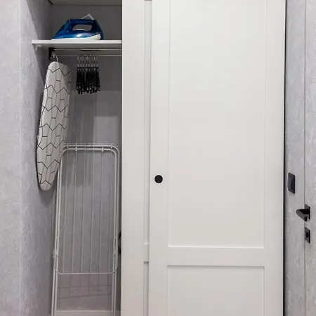 Apartment Romari дорошенка 13