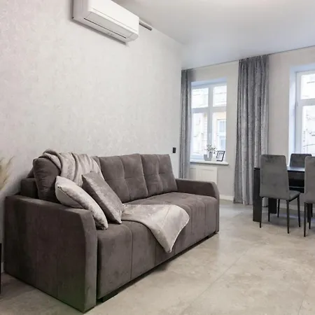 Romari дорошенка 13 Apartment Lviv