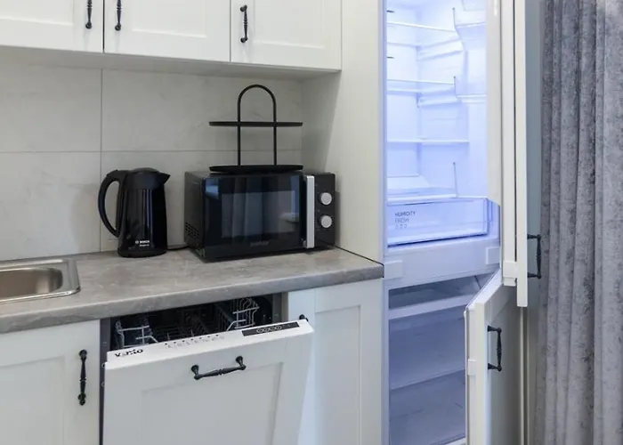 Romari дорошенка 13 Apartament