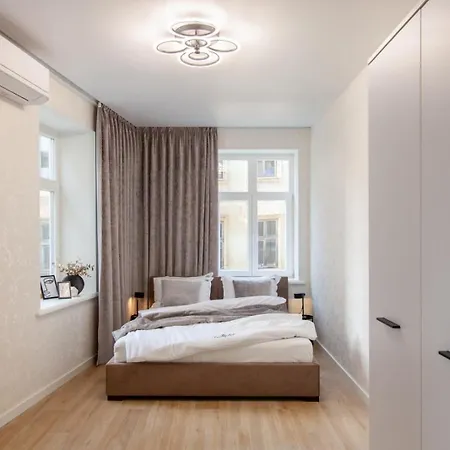 Romari дорошенка 13 * לבוב